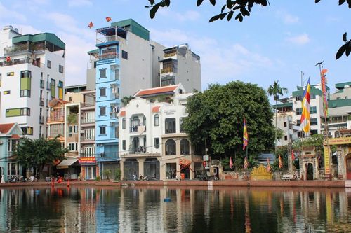 Chuyện lạ ở ngôi làng Hà Nội: Không ai gọi 'bố', 49 tuổi đồng loạt lên bô lão