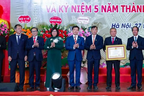 3 giám đốc bệnh viện lớn là Phó Hiệu trưởng Trường ĐH Y Dược - ĐHQGHN