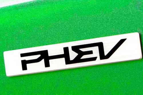 Xe hybrid sạc ngoài PHEV gây ô nhiễm gấp 5 lần các hãng tự công bố