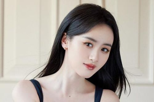 Viên Băng Nghiên trở lại sau ba năm bị cấm sóng