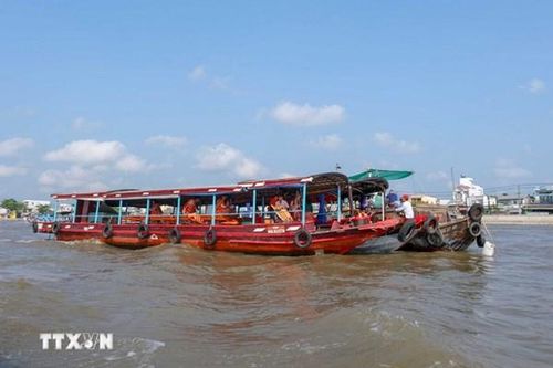 Ngành công nghiệp không khói đẩy mạnh số hóa