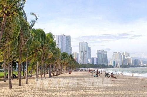Khánh Hòa rộn ràng mùa du lịch cuối năm
