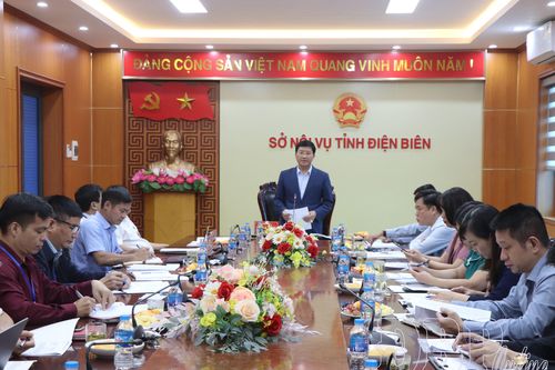 Giám sát việc triển khai nguồn lực, xây dựng đội ngũ cán bộ dân tộc thiểu số