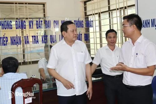 Hỗ trợ cấp xã giải quyết hồ sơ đất đai