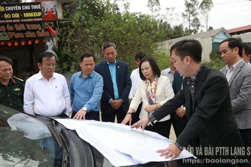Thường trực HĐND tỉnh khảo sát, tiếp xúc cử tri theo chuyên đề tại các xã của huyện Hữu Lũng cũ