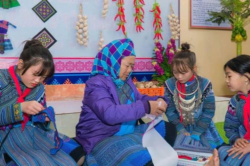 Hành trình thay đổi định kiến giới ở vùng cao Pha Long