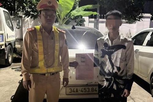 Tuyên Quang: Phát hiện tài xế ô tô vi phạm nồng độ cồn, dương tính với ma túy