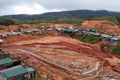 Lâm Đồng ứng trực 24/24, di dời dân Đưng K'Nớ 5 tránh sạt lở