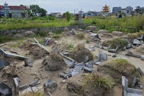 Hải Phòng: tháo dỡ 225 ngôi mộ giả