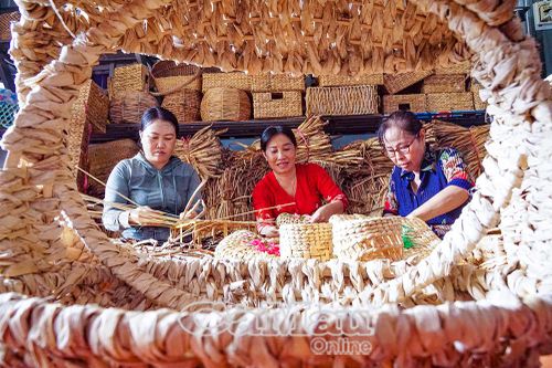 Tăng thu nhập từ nghề tay trái