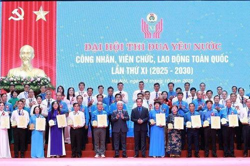 Tôn vinh trí tuệ, bản lĩnh và khát vọng người lao động Việt Nam