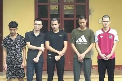 Phá đường dây sản xuất hàng ngàn giấy tờ giả các loại, cung cấp khắp cả nước