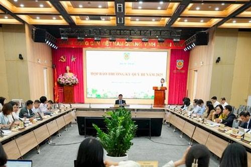 Bộ Tư pháp đẩy mạnh chuyển đổi số phục vụ người dân, doanh nghiệp