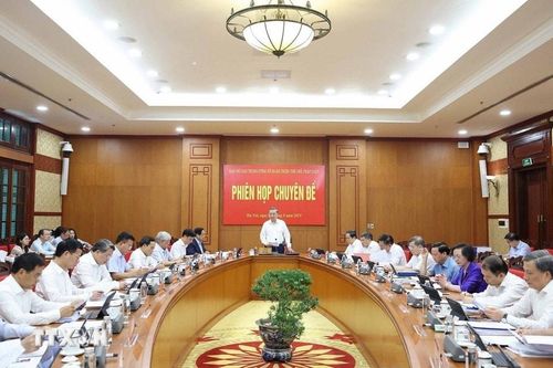 Sắp xếp giang sơn, vào kỷ nguyên mới Bài 3: 'Tổng tấn công' điểm nghẽn thể chế