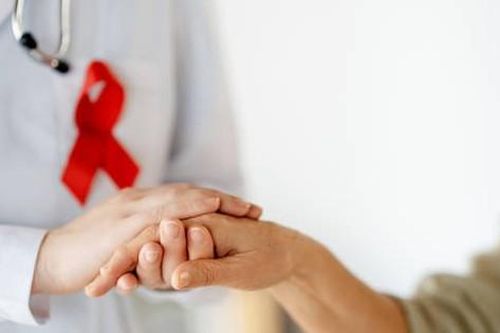 Việt Nam trên chặng đường chấm dứt dịch AIDS: Giải Báo chí năm 2025 nhìn từ những con số ấn tượng và thách thức mới