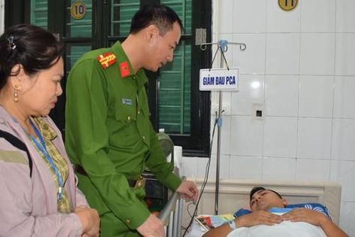 Không chấp hành đo nồng độ cồn, thanh niên tông Đại úy CSGT đa chấn thương