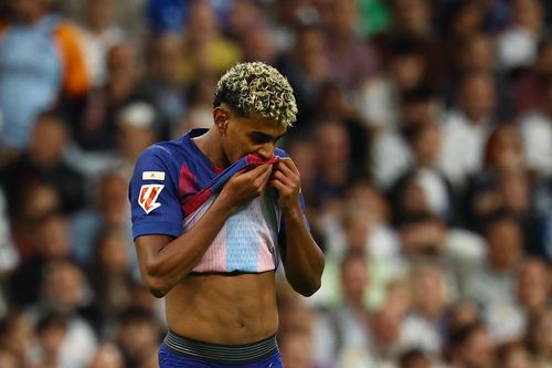 Barca trả giá vì không còn người biết 'ra tay đúng lúc'