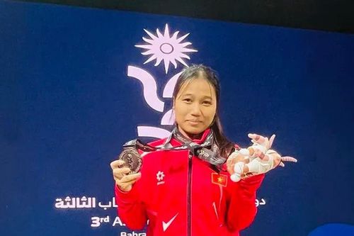 Nữ lực sĩ giành một lúc 2 huy chương cho Việt Nam tại Đại hội thể thao trẻ châu Á 2025