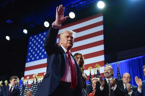 Tổng thống Mỹ D. Trump bác tin đồn tranh cử Phó Tổng thống năm 2028