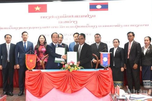 Đẩy mạnh quan hệ hợp tác toàn diện thành phố Đà Nẵng-Sekong (Lào)