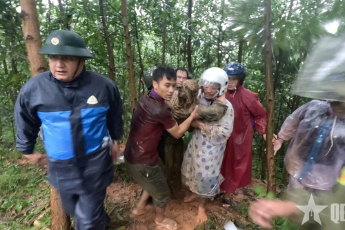 Đà Nẵng: Hai vụ tai nạn nguy hiểm gây thiệt hại về người do mưa lũ
