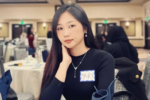 Nữ sinh giành hơn 40 giải thưởng và gần 15 suất học bổng trong suốt thời đại học