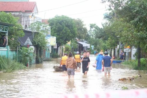 Đà Nẵng triển khai công tác ứng phó với mưa lũ, sạt lở đất