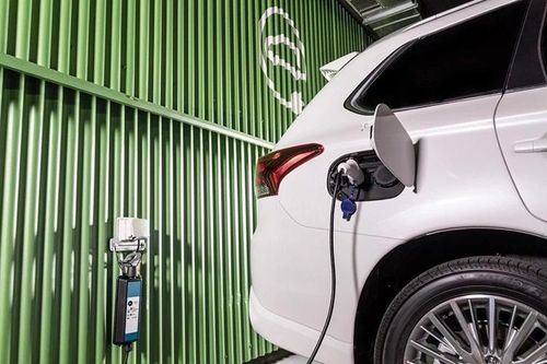 Ôtô PHEV phát thải CO2 thực tế cao gấp gần 5 lần?