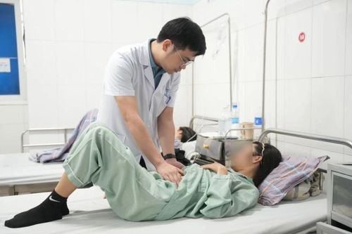 Tê tay chân, đau bụng, người phụ nữ nguy kịch do u tuyến thượng thận