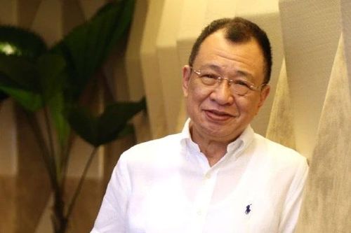 Tài tử gạo cội TVB Hứa Thiệu Hùng qua đời vì ung thư