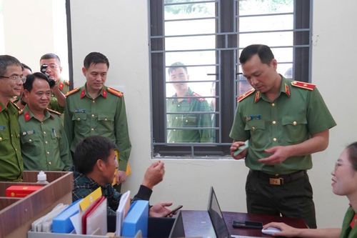 Phát huy tinh thần người chiến sĩ Công an nơi phên dậu Tổ quốc