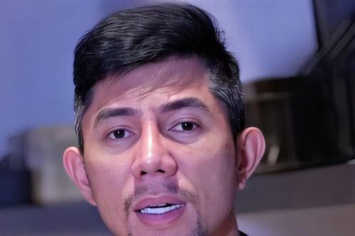 Ai tiếp tay cho nghệ sĩ lệch chuẩn