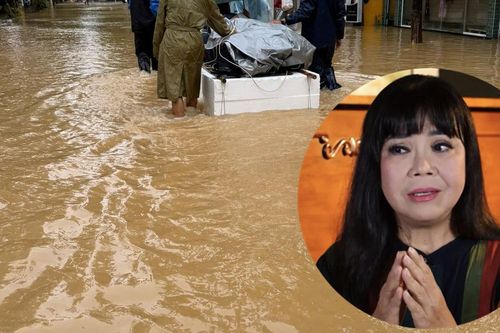 Ánh Tuyết thẫn thờ nhìn nước ngập lênh láng nhà, Tiểu Vy xót xa mưa lũ ở miền Trung