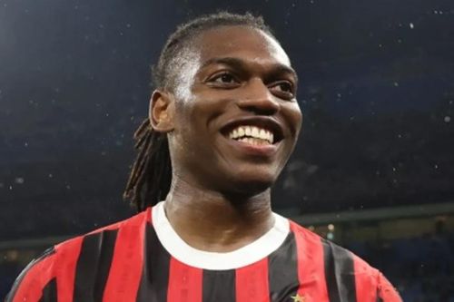 Barcelona cân nhắc giữa Rafael Leao và Marcus Rashford