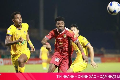 Quãng trầm của 2 đội bóng đôi bờ sông Lam
