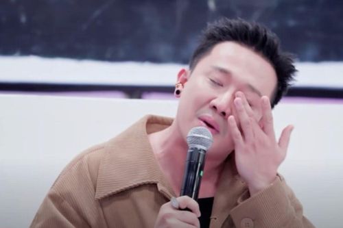 Trấn Thành 'đau điếng' vì Hari Won, có liên quan đến tấm hình đang gây dậy sóng