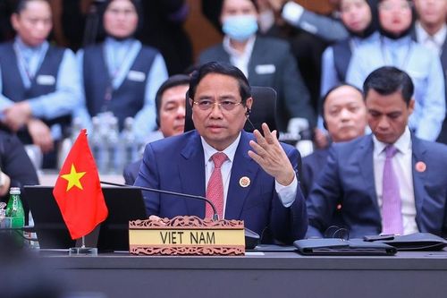 Thủ tướng đề nghị tăng cường kết nối thông minh, bao trùm và bền vững
