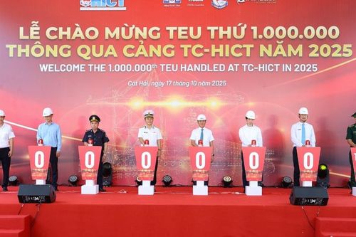 Cảng container Quốc tế Tân cảng Hải Phòng đón Teu container thứ 1 triệu