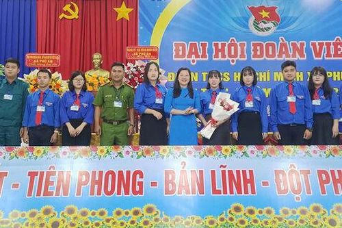 Thanh niên Phú An xây dựng nông thôn mới gắn với giữ gìn bản sắc văn hóa