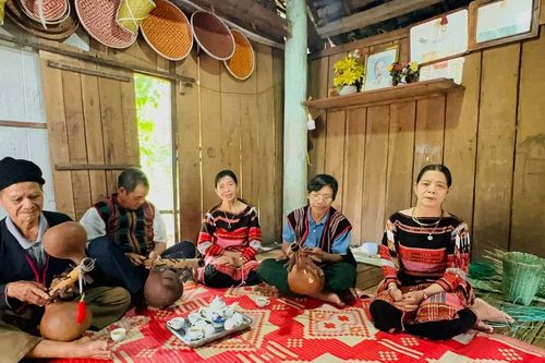 Giữ mãi những thanh âm với núi rừng