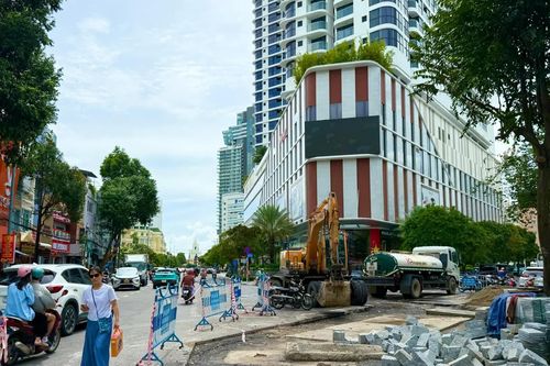 Sớm hoàn thành Dự án Nâng cấp đường Lê Thánh Tôn
