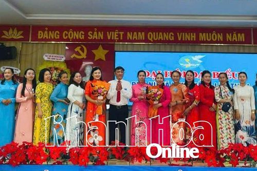 Đại hội đại biểu Phụ nữ xã Vạn Thắng lần thứ I