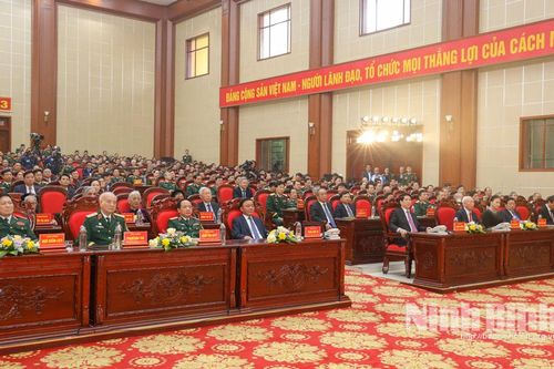 Lực lượng vũ trang Quân khu 3 kỷ niệm 80 năm Ngày truyền thống và đón nhận Huân chương Bảo vệ Tổ quốc hạng Nhất