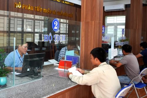 Trung tâm Phục vụ hành chính công phường Đồng Sơn giải quyết trước hạn 2.146 hồ sơ