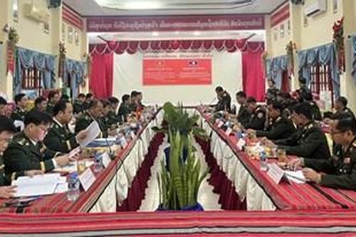 Hội đàm giữa Ban Chỉ huy Bộ đội Biên phòng Huế; Quảng Trị với Bộ chỉ huy quân sự tỉnh Salavan