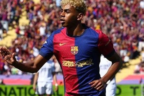 Barcelona họp khẩn vì phát ngôn gây sốc của thần đồng 18 tuổi
