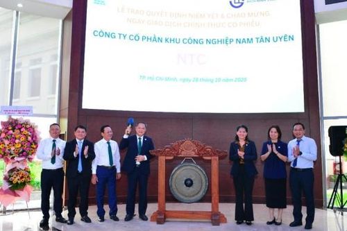 Nam Tân Uyên chính thức niêm yết gần 24 triệu cổ phiếu trên HOSE