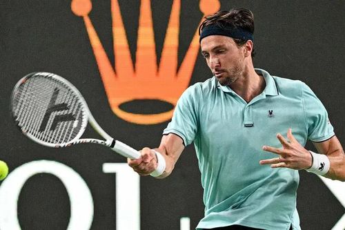 Arthur Rinderknech ghi tên vào vòng 2 Paris Masters
