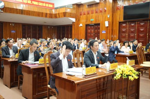 Hội thẩm TAND tỉnh Quảng Trị bị bãi nhiệm vì vi phạm pháp luật hình sự
