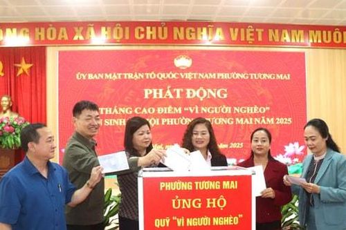 Hà Nội vận động cán bộ, công chức ủng hộ Quỹ 'Vì người nghèo'